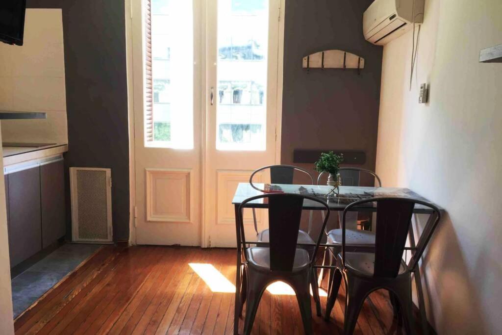 בואנוס איירס Duplex En Centro Historico Y Turistico Sobre Av. De Mayo מראה חיצוני תמונה